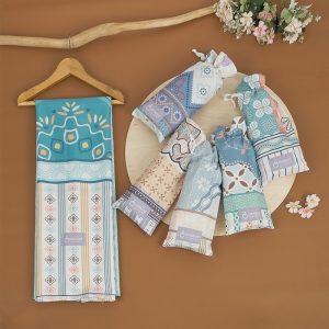 Omiland Gendongan Bayi Jarik Batik
